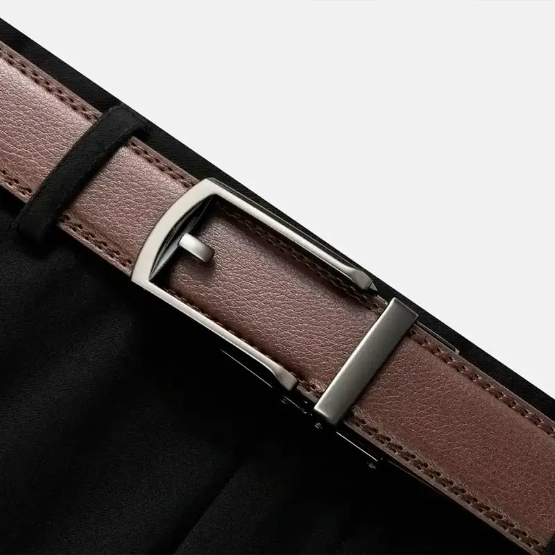 Cinturón de cuero marrón Morbano, detalle de la costura